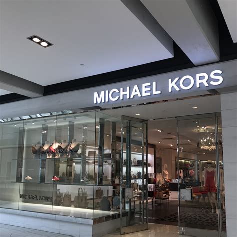 michael kors rideau centre phone number|CF Rideau Centre .